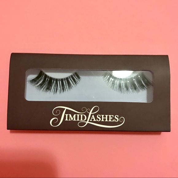 Set of 4 Timid Lashes in Zoey - Picture 2 of 3